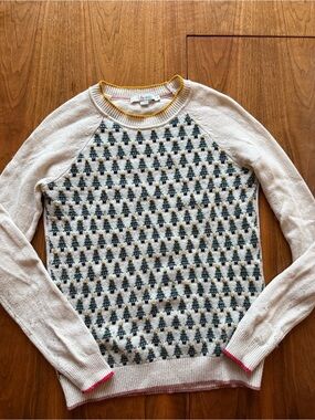 Boden women’s Christmas sweater size small
